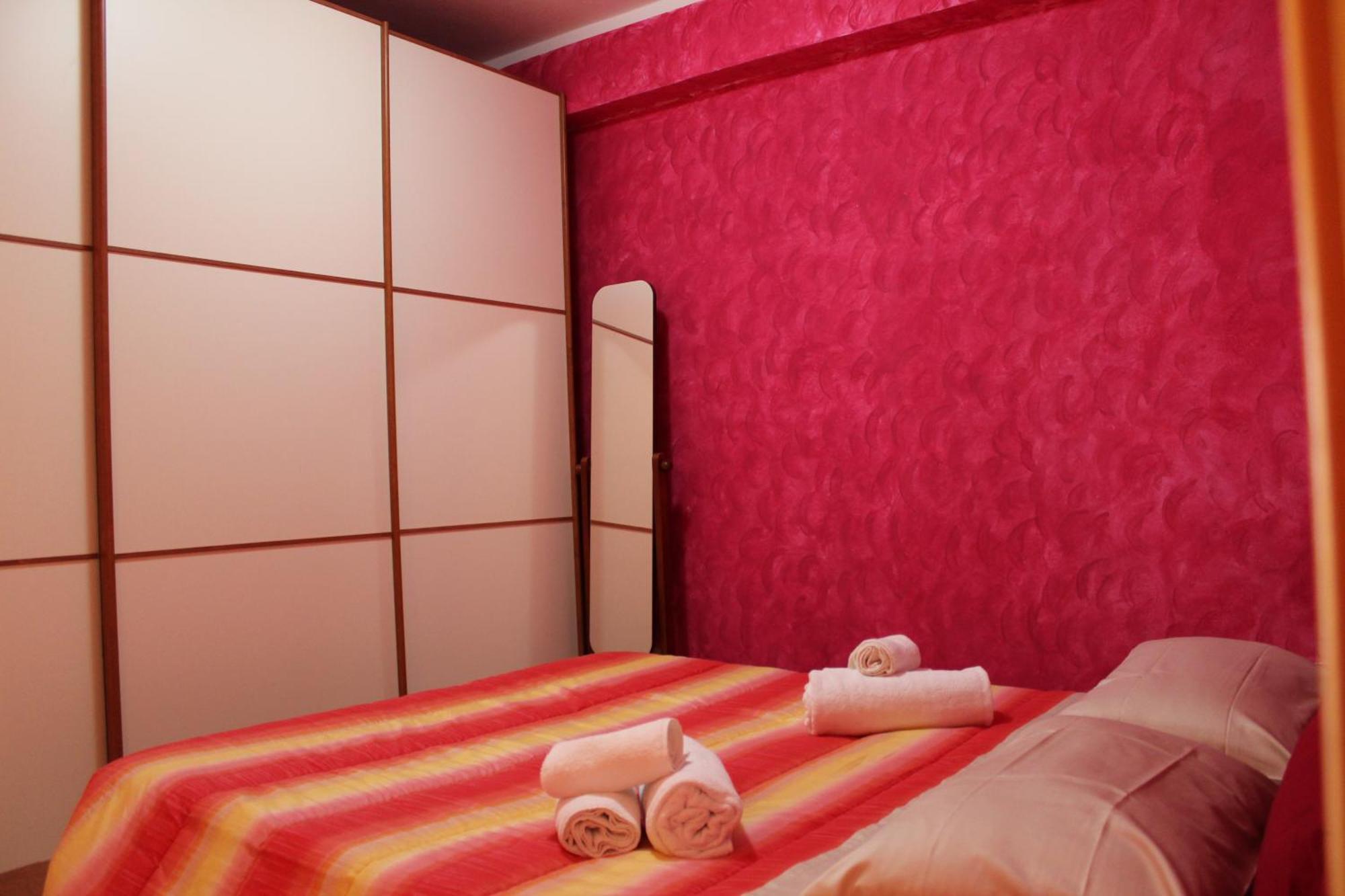 Casa Arcobaleno On Via Francigena Apartment Gambassi Terme Luaran gambar
