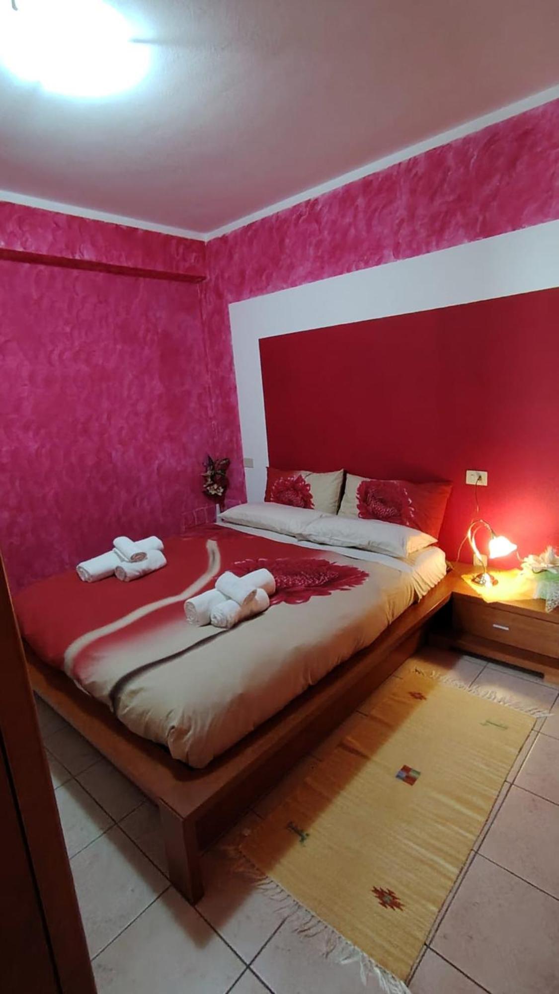Casa Arcobaleno On Via Francigena Apartment Gambassi Terme Luaran gambar